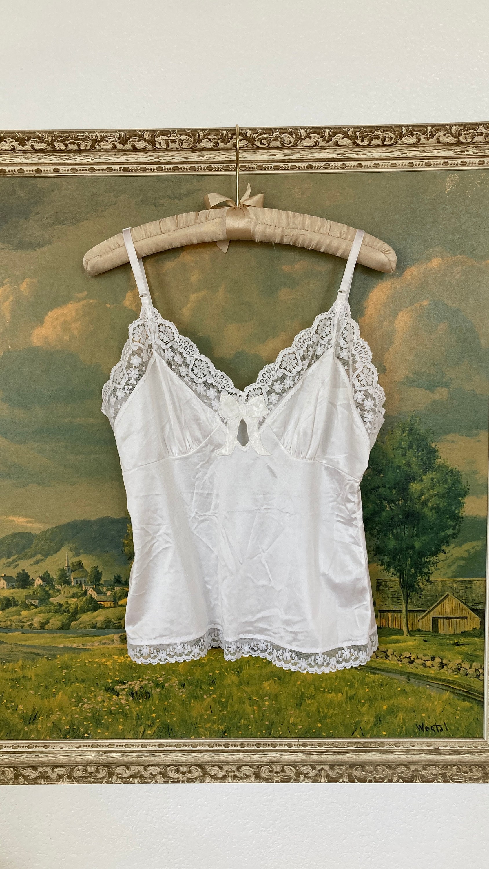 80s Peace Lace Cami Top, Anita is