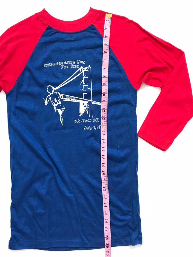 small Independence Day fun run Vintage 80\u2019s raglan unisex raglan medium PA-TAC 8K 1984 Marathon tee vintage graphic tee single stitch