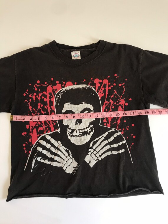 2001 Misfits Double Sided Graphic Tee Medium Large Raw Cropped Hem Boxy Tee 2001 Cyclopian Music Inc Cinder Block Distressed Faded Etsy Canada