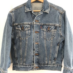 Vintage jean jacket, Levis jean jacket, XS, Small, trucker jacket, 90’s jean jacket, denim jacket, Levis jacket, red tab, festival fashion,