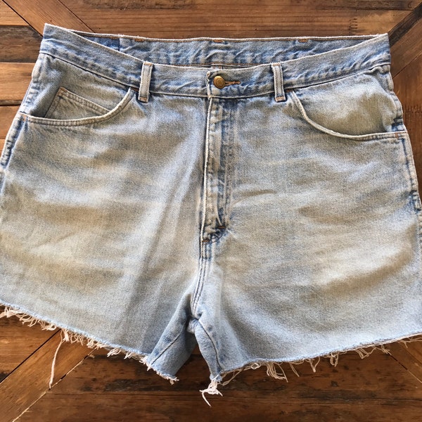 Vintage wrangler cutoff jean shorts, cutoffs, W34, 34”, well worn vintage jean shorts, western, distressed, large, high waisted, 1990’s, Y2K