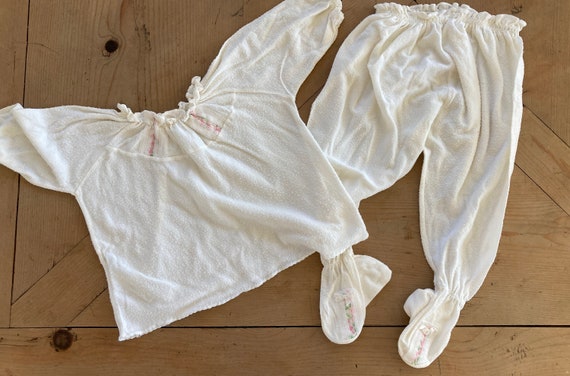 Vintage newborn baby girl two piece pajama set, s… - image 4