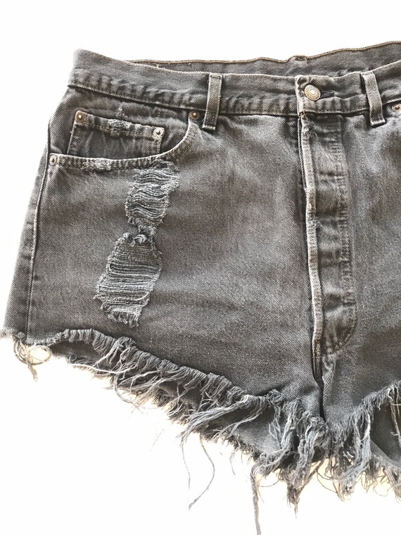 1990’s, Vintage Levi’s 501 jean shorts, washed bl… - image 5
