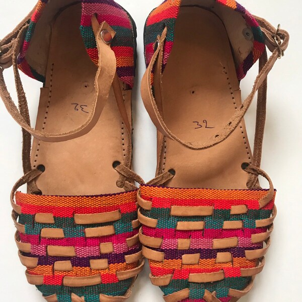 Sandalias de cuero vintage, 13, niños tamaño 1 sandalias de cuero, deadstock, boho sandalias para niños, kinfolk, sandalias hippies para niños, doen, boho,