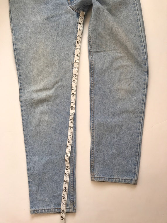 Vintage high rise Levis, 34”, tapered jeans, 90’s… - image 9