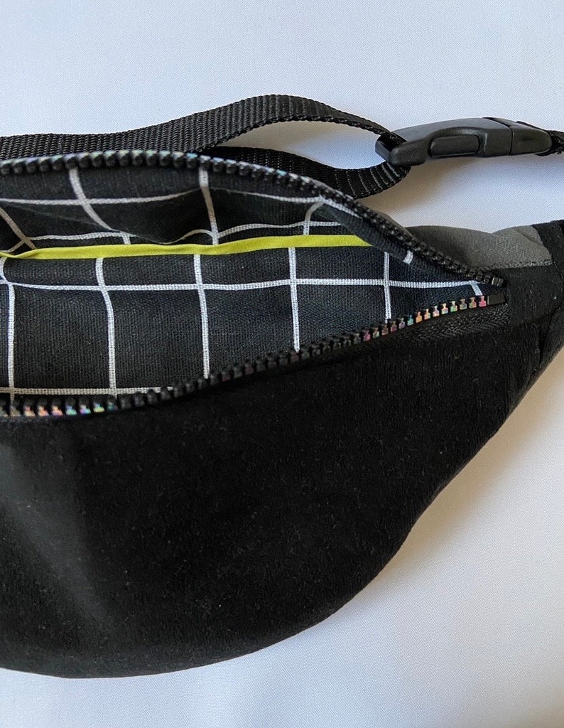 Hipbag schwarz, grau, Regenbogen, Velour, Bauchtasche, Gürteltasche, Crossbody Bag, Waistbag, Hipbag Bild 4