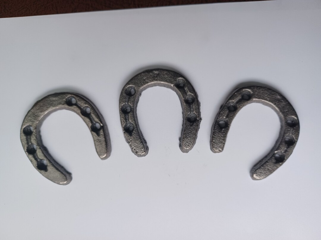 Cast Iron, Mini Horseshoes for Decorating. Etsy