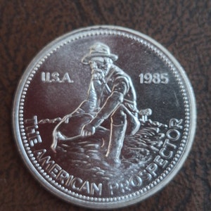 Vintage 1 Troy oz. .999 Silver Engelhard prospector round
