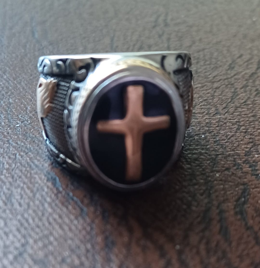 Mens Cross Ring With Praying Hands. Size 11 STAINLESS STEEL Etsy