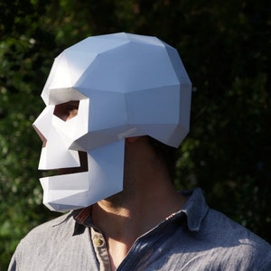 Totenkopf Maske 3D Papercraft Vorlage, Low Poly Papier Maske, Einzigartiges Halloween Kostüm, Cosplay PDF Muster, DIY Menschlicher Schädel Bild 2