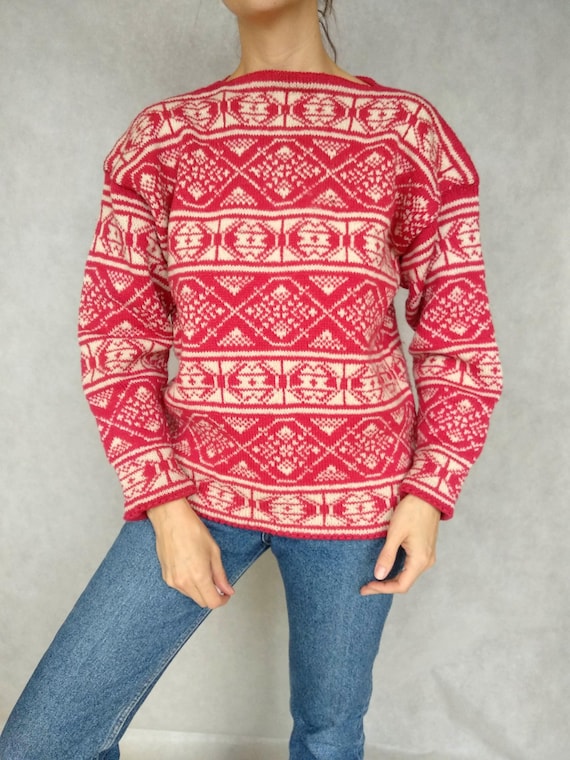 Vintage Red White Christmas Snowflake Sweater, Sma