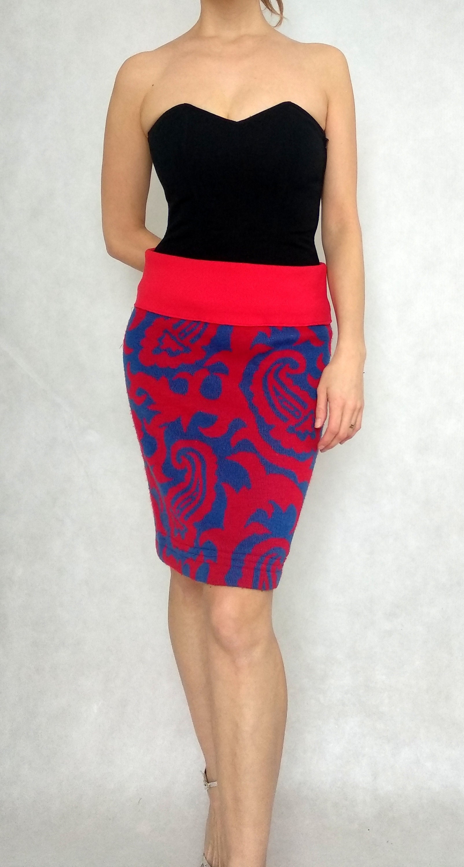 short red pencil skirt