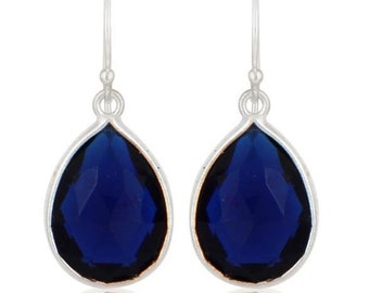 アクアマリンのティアドロップイヤリング、ブルーカルセドニー