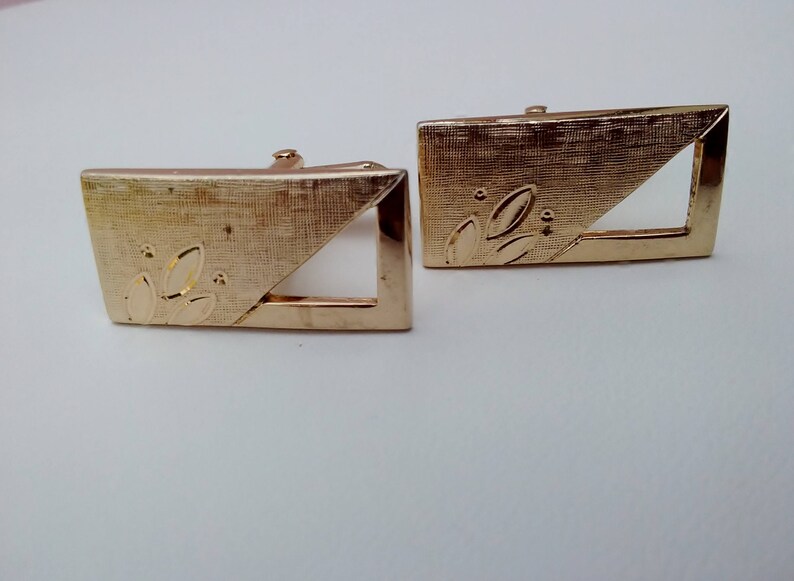 Diamond Cut Leaf Cuff Links Textured Cut Out Gold Tone Cuff Links Vintage Swank Cuff Links Unisex Wedding Cufflinks