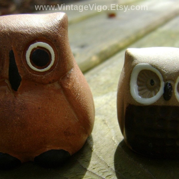 Vintage Mini Owl Figurines, retro Terra cotta Owls, Owl Pottery, Miniature Birds, Halloween Owls baby bird owls, spirit guide gift mini owls