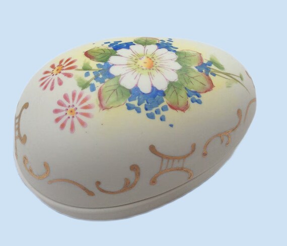 Vintage Lefton Bisque Easter Egg shape trinket bo… - image 4