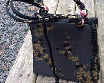 Vintage handbag black pink satin Asian style cherry blossoms embroidered formal evening bag purse gold Japanese Cloisonné style prom dress