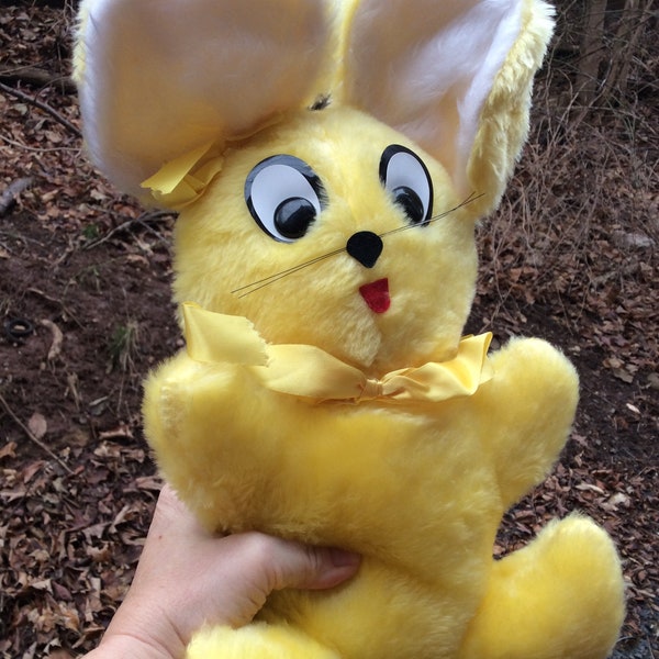 vintage yellow Easter bunny rabbit plush Ganz Brother Musical Wind Up Bunny Rabbit sale, plush rabbit, Orion Rock A Bye Baby on the tree top