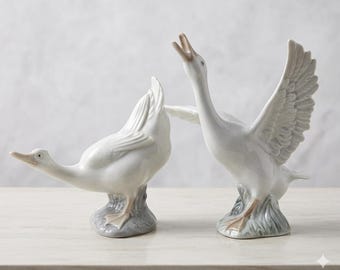 Vintage Lladro Spain white Swans Christmas goose Geese barnyard birds Spanish animated in flight Bone China high end gifts