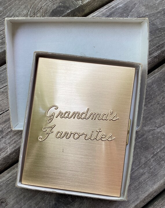 Vintage mini photo album Gem