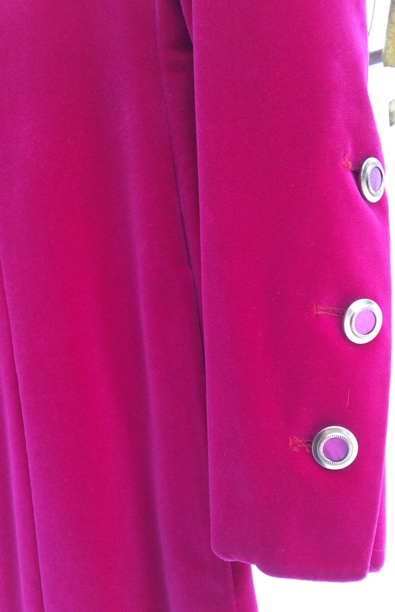 Vintage luxury mid-century Modern classy pink Velvet Coat on sale, retro Long Velvet Women's Coat, Haute Couture, Fashion Tailored in Canada image 9