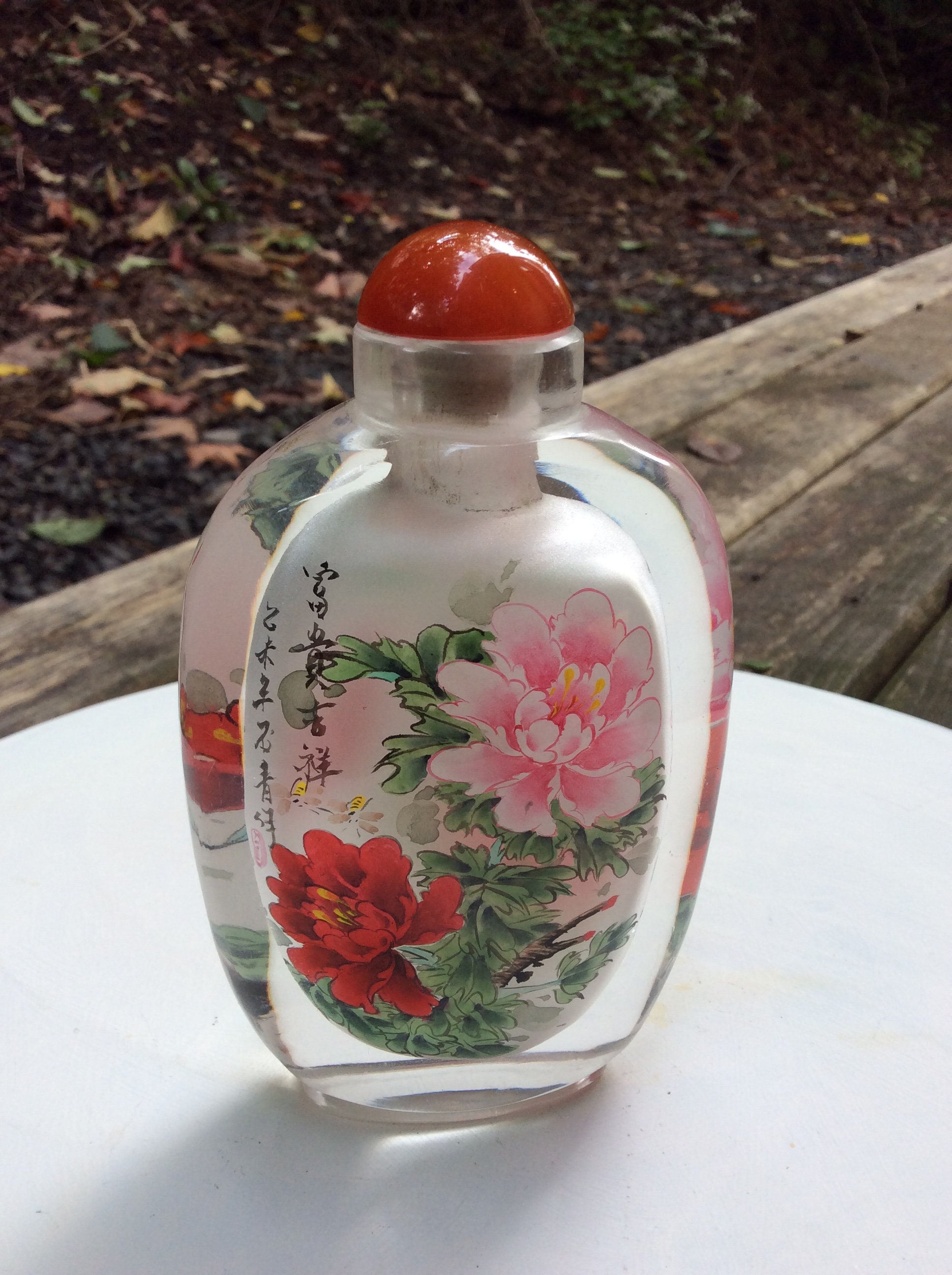 HAND PAINTED Peking Glass Snuff Bottle, Reverse Painting Inside the Bottle,  White Jade Lid, 1900s, A-1 