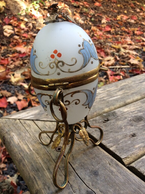 antique vintage French Fancy frosted opal glass egg, … Gem