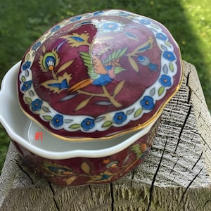 étuis à bibelots à charnière en porcelaine florale d'oiseau vintage boîtes à pilules organisateurs de tabac à priser à couvercle Barlow Silk Road Scrimshaw cadeaux souvenirs Saint-Valentin
