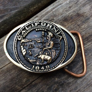Vintage 70s Brass belt buckle California state seal heritage commemorative accessories LA San Francisco Hollywood historical reenactment USA