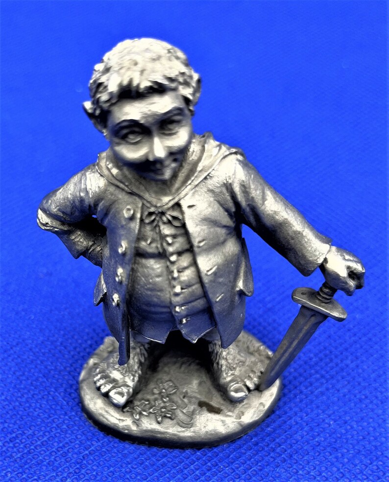 Pewter Figurine Lord of the Rings Frodo Baggins Hobbit with Sword Sword