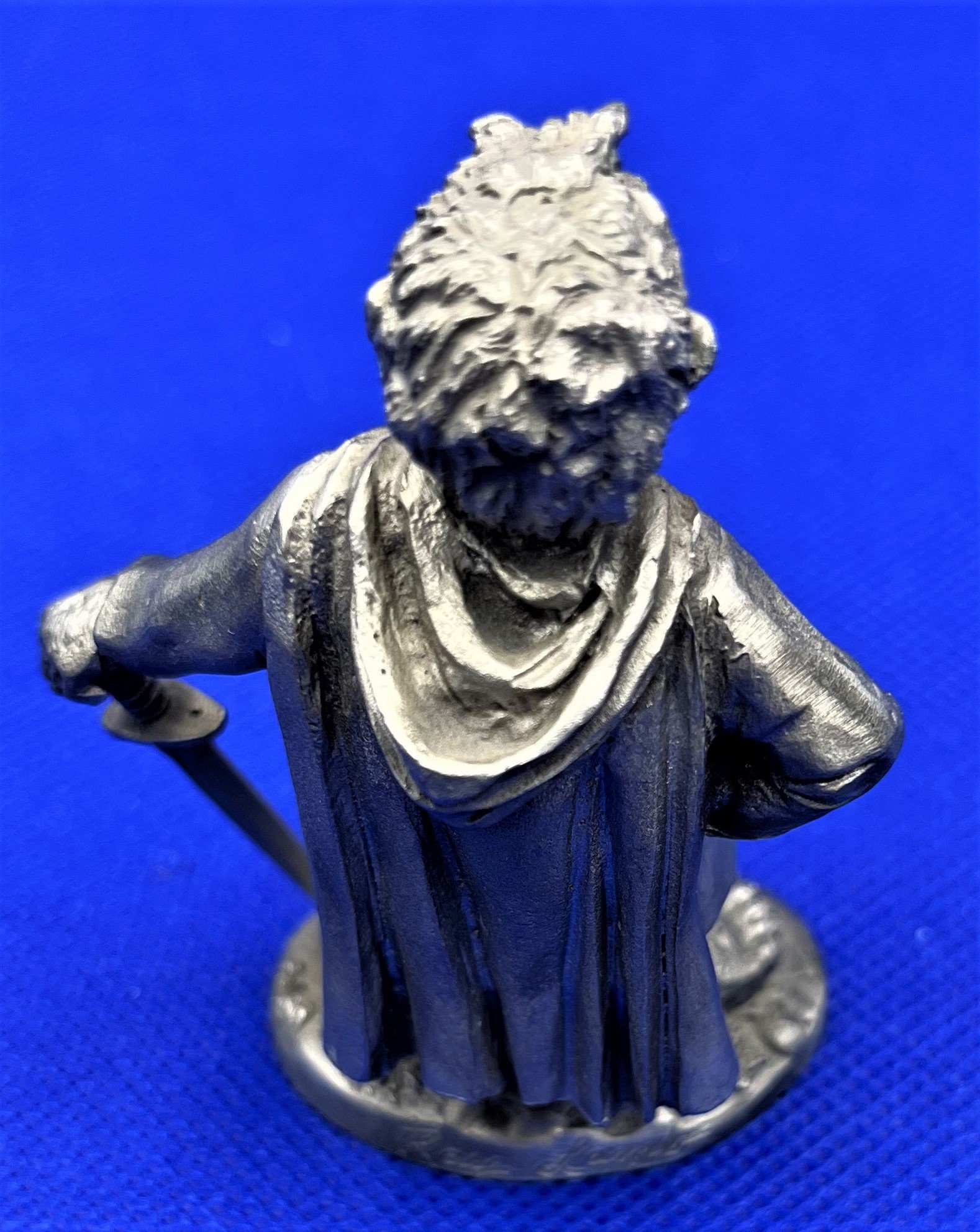 Pewter Figurine Lord of the Rings Frodo Baggins Hobbit with Sword Sword