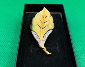 Your Choice - Multiple Listing  Vintage Pins Brooches Gifts Boxed