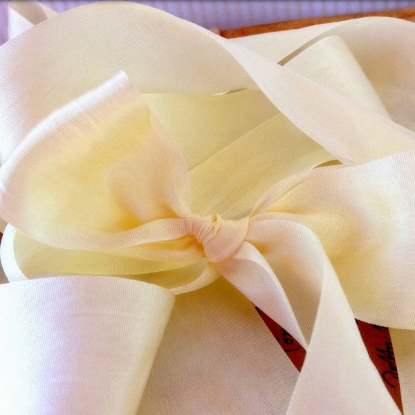 3 Yds. IVORY PEARL Silk Ribbon 1 1/4" Width 100% SILK: Sewing, Embroidery, Scrapbooks, Florals, Wedding, Jewelry, Hair Bows, Hats & Art