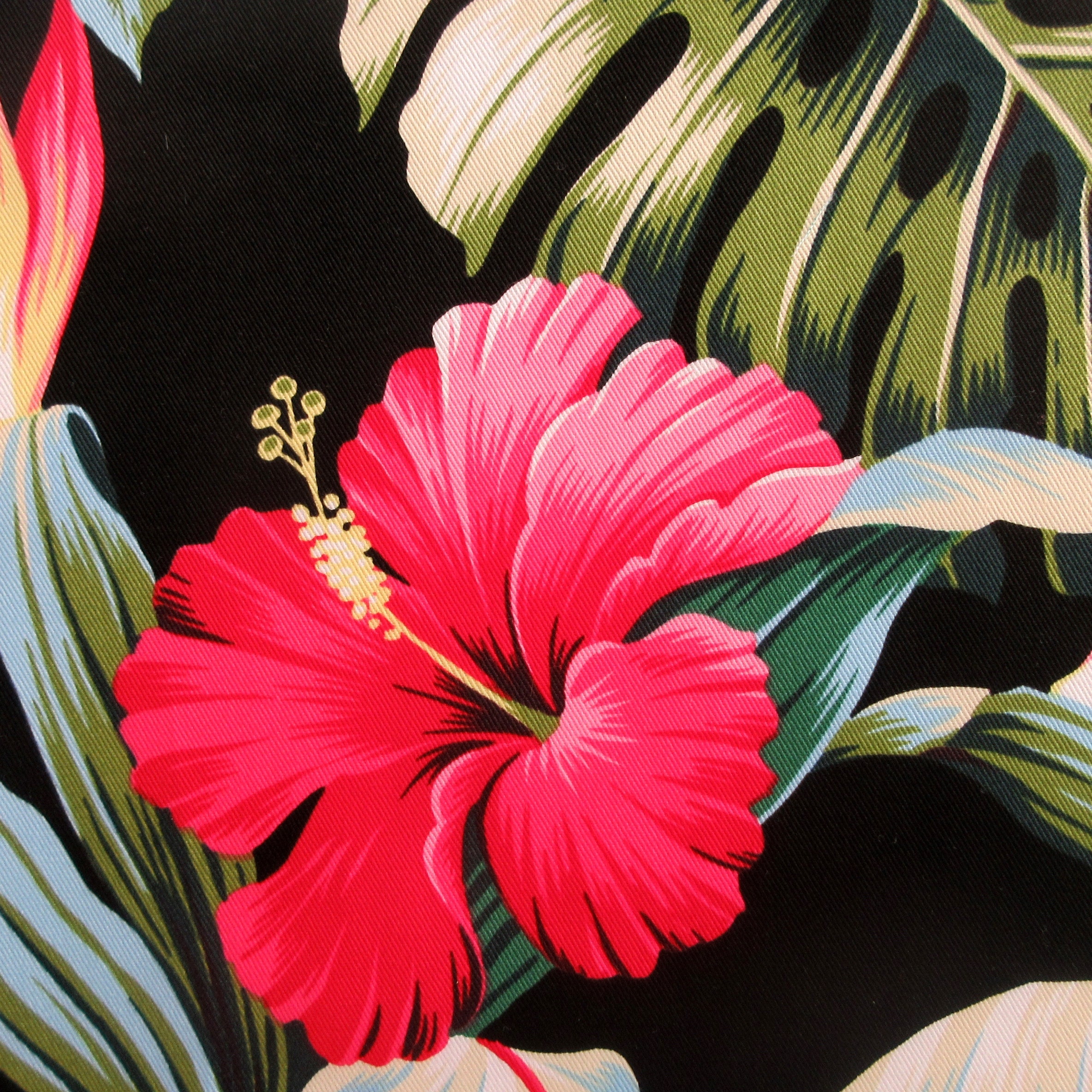 Hawaii Fabric, COTTON TWILL, Tropic Isle Hibiscus Floral on