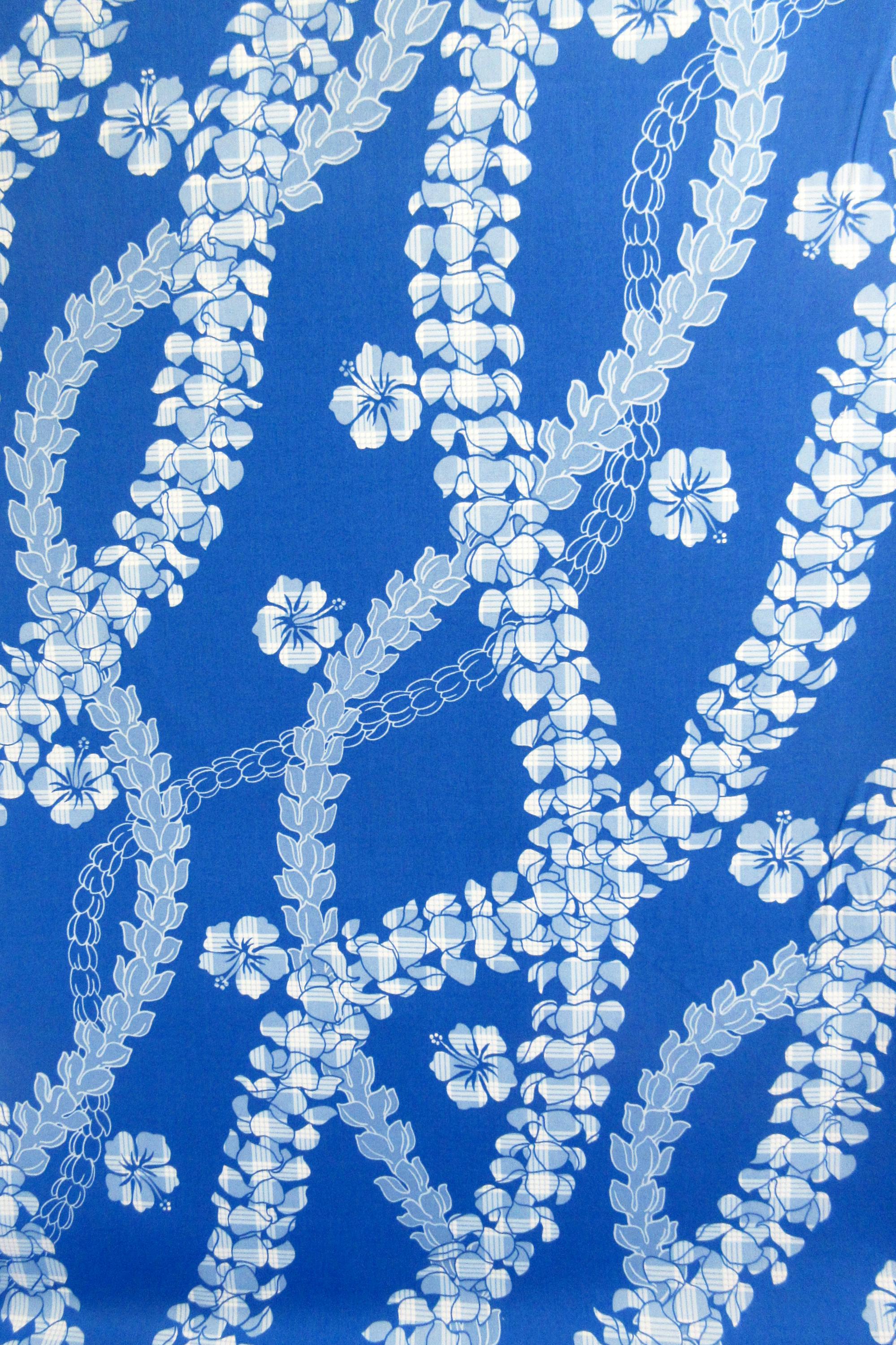 ラ*ー様 お安く!⭕️Custom hawaiian fabric◎Pivot◎ Hawaii Fabric, Paradise Palaka Leis on Blue, by the Half or Full