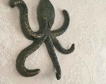 Jewelry hook, cast iron, octopus