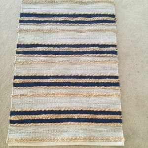 Jute hecho a mano, alfombra boho, alfombra hippie, alfombra vegana, 2'x3'Ivory, azul & Jute