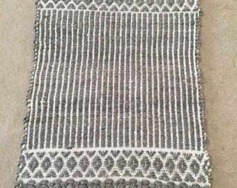 Rag Rug / Chindi /Scandinavian Area Rug, gray tight weave  / 100% Cotton/ Two Sided. 2'x3'