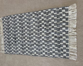 Beautiful Gray Chindi Rug
