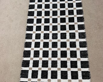 Beautiful black white chindi rug