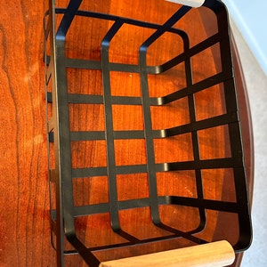 Metal basket