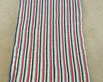 Handgemachter Chindi Teppich, handgemachter Teppich, Boho Teppich, veganer Teppich, Bunt, 24"x40" Wein und elfenbeinfarbene Farbe