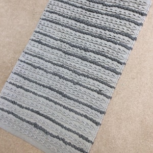 Beautiful Rag Rug / Chindi Floor j / Scandinavian Area Rug, Boho Chic Hippie Rugs / Multi Color Scrap Cotton / puff desighn /Grays