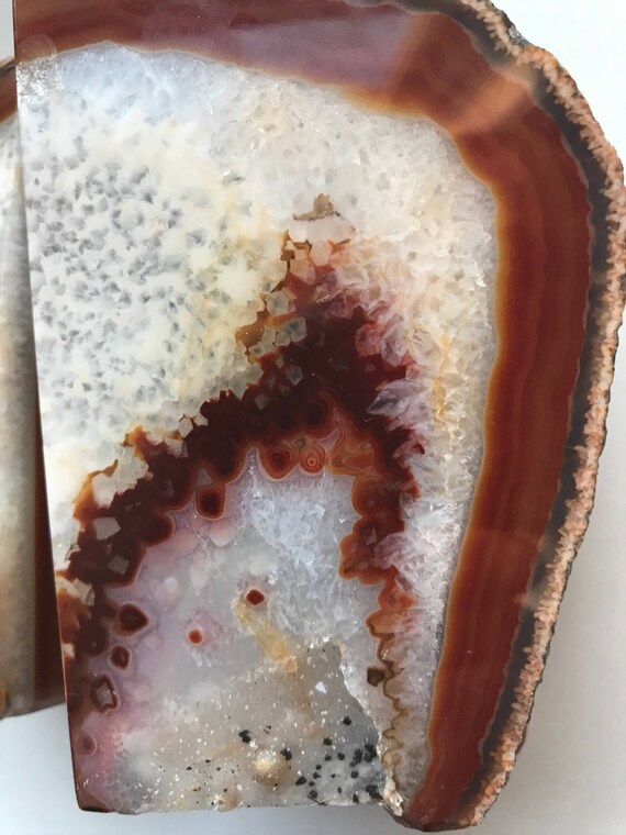 Livre de taille taille taille moyenne très coloré extrémités partie agate et Géode dalle e44112 Livre de taille taille taille moyenne très coloré extrémités partie agate et Géode dalle e44112