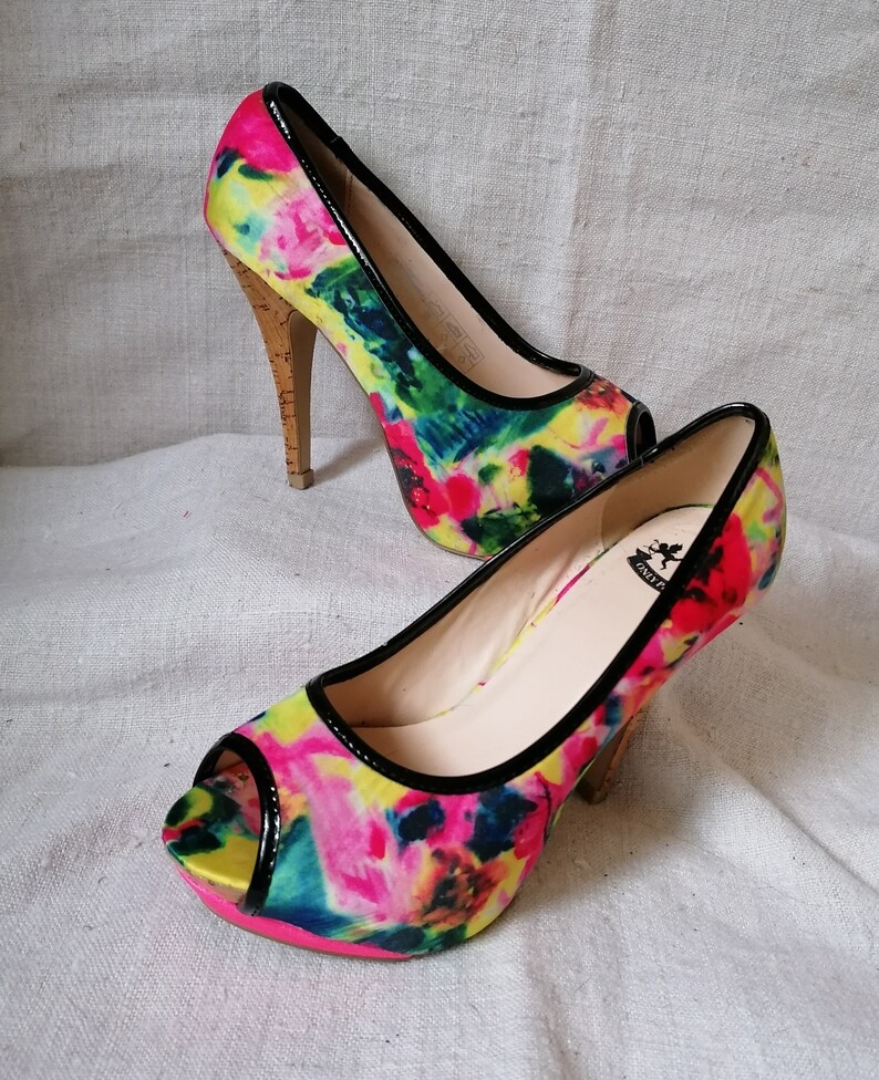 neon colored pumps