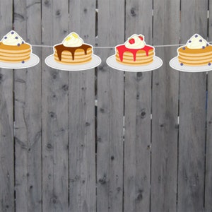 Pancake Garland, Pancake Banner, Pancakes and Pajamas, Slumber Party, Pancake Photo Prop, Pancake Decorations, 101020137P