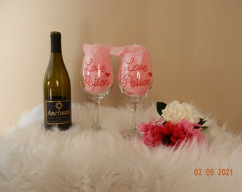 Love Potion Wine glasses