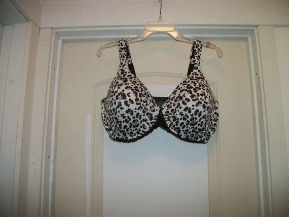 Retro 90s Playtex Sexy ANIMAL 42DD Underwire BRA, Lots of Stretch and Lace  