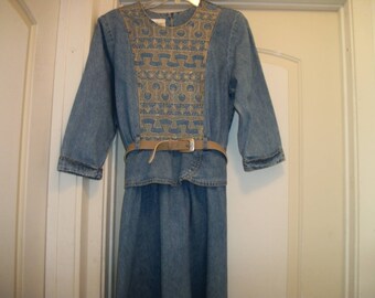 Vintage 80s does STEAMPUNK COUNTRY WESTERN Early Look Lovely LIght Color Blue Jean Long Dress w Belt, Embroidered Front & Shoulder Pads 10 P