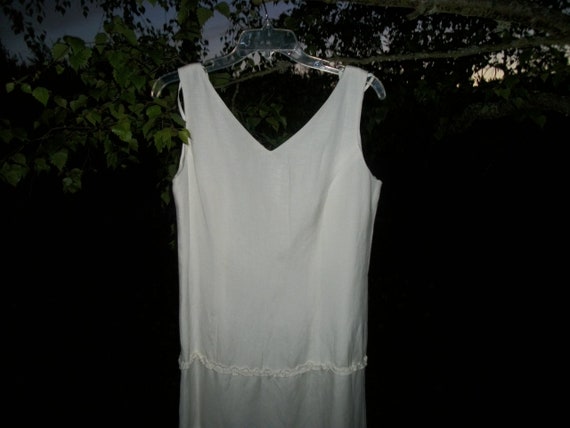 Retro 90s Does Pretty White Sleeveless, COTTAGECO… - image 4